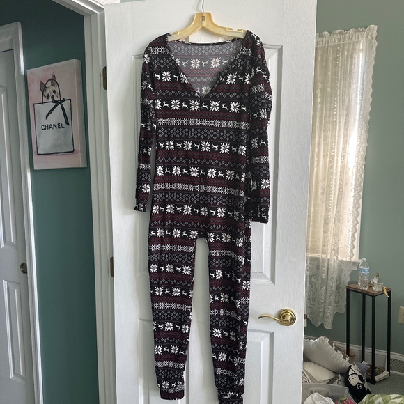 Snowflake jumpsuit - Picture 1 of 4